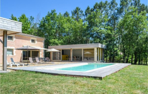 Amazing home in , Saint Rémy w/ Outdoor swimming pool, WiFi and Outdoor swimming pool